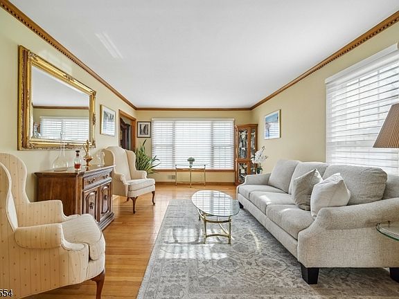 2nd image of 167 Newbrook Lane