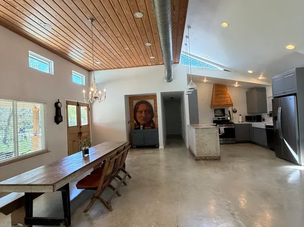 5661 E Oak Blvd, Austin, TX 78735