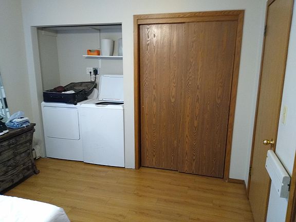 Washer & dryer + 2 big closets here.
