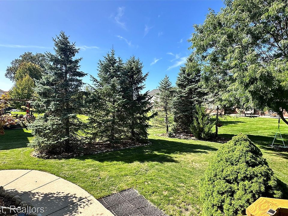 48760 5th Ave, photo 11