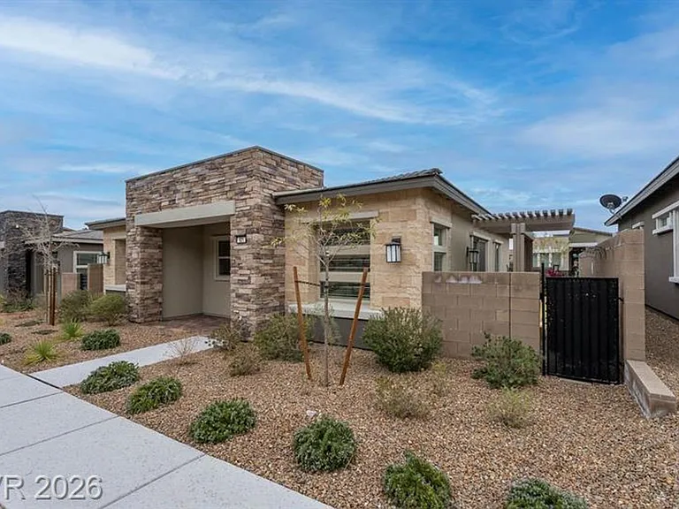 921 Mayfield Manor Ln — Photo 1