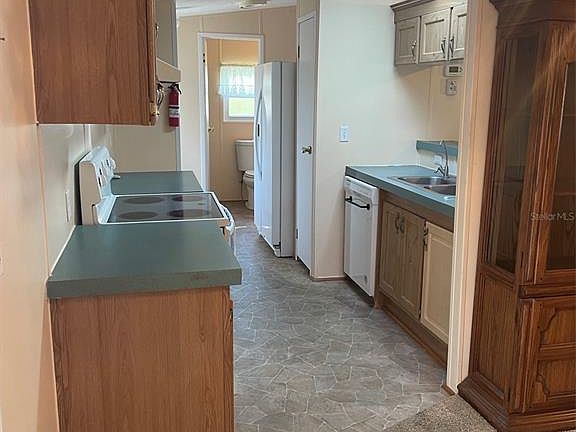 2nd image of 29168 Crawford Ave