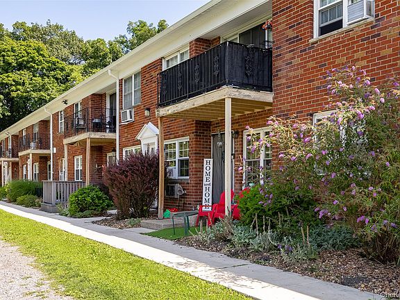 2nd image of 3 Colonial Road #97