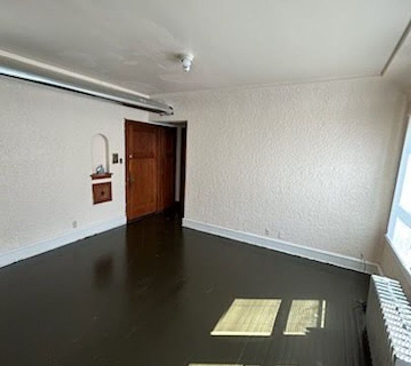 1st image of 2527 S 13th St APT 8