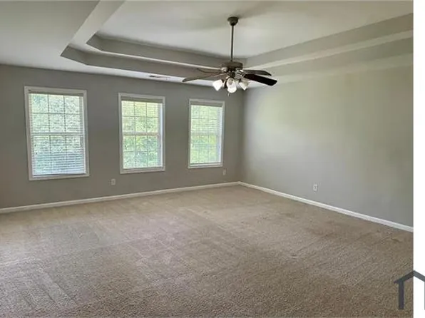 13 Burns View Ct, Lawrenceville, GA 30044