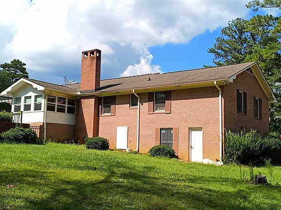 4th image of 219 McClendon Dr
