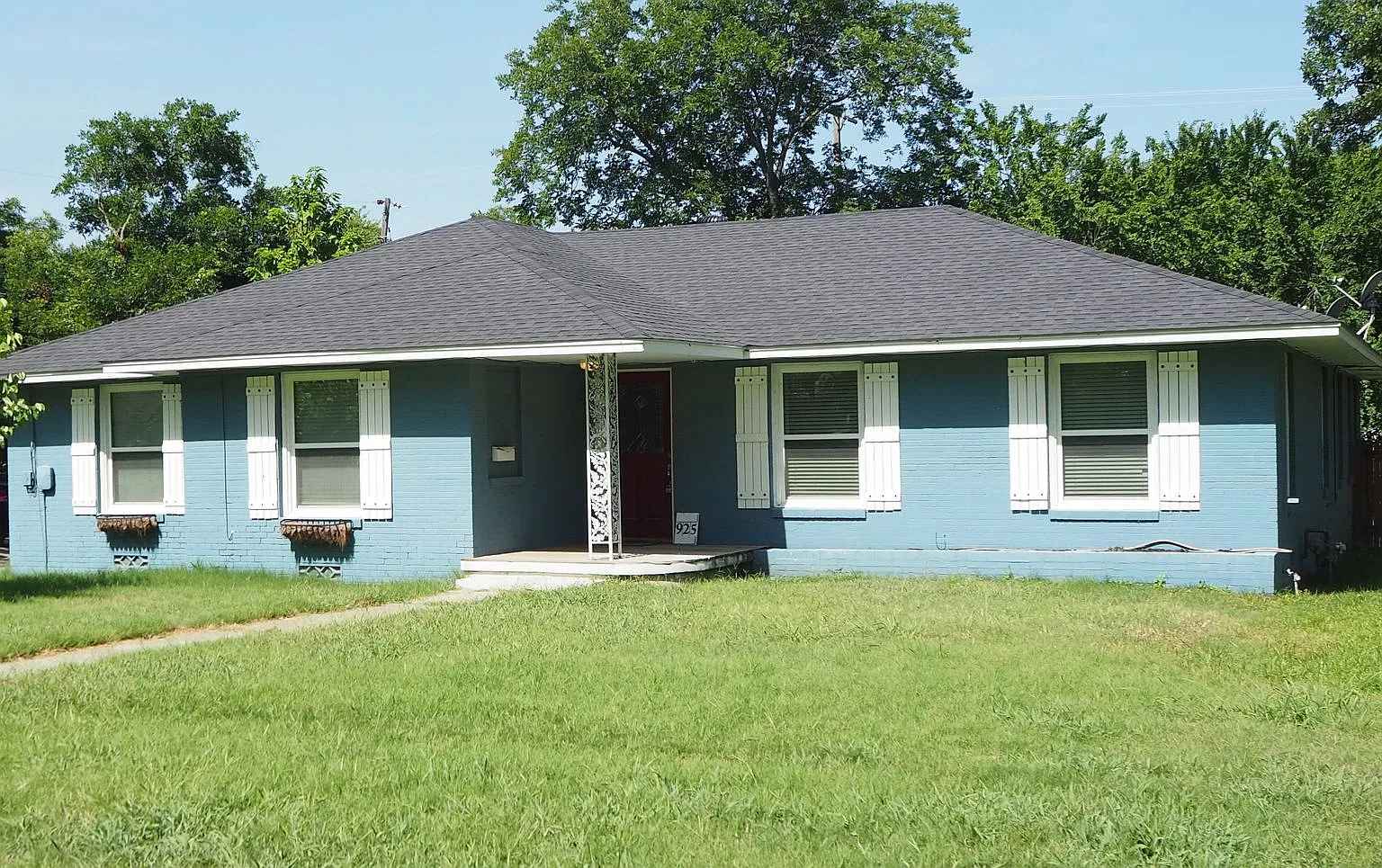 4 Bed 2.5 Bath in Gainesville — Photo 1