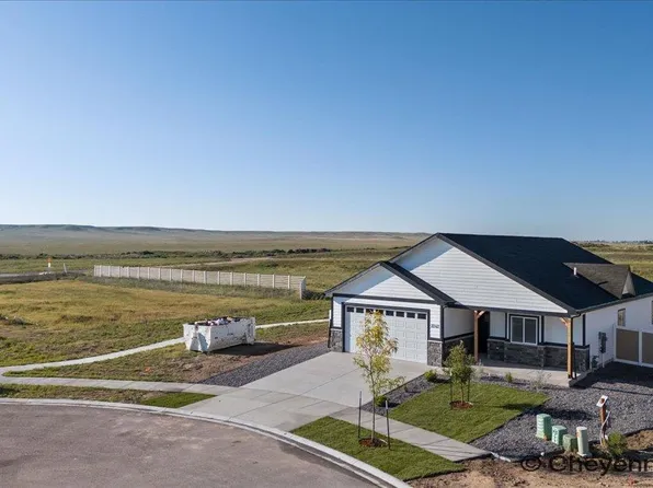 2242 Blue Norther Ln, Cheyenne, WY 82007