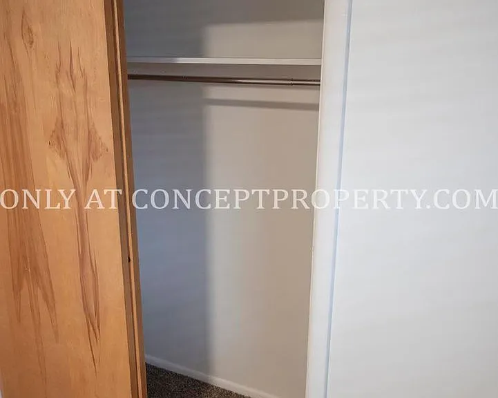 227 E St — Photo 81