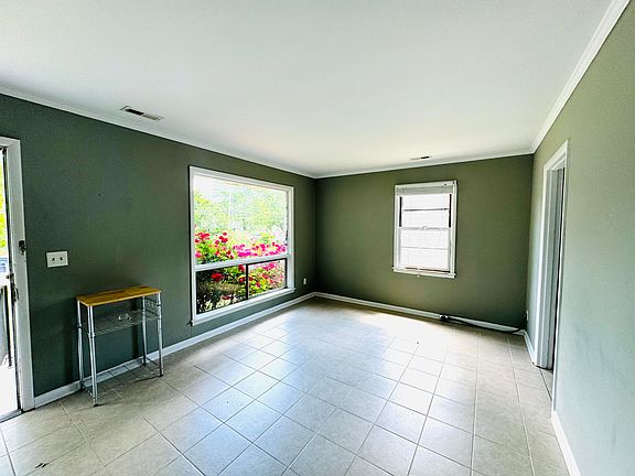 2nd image of 1315 Adona Ln