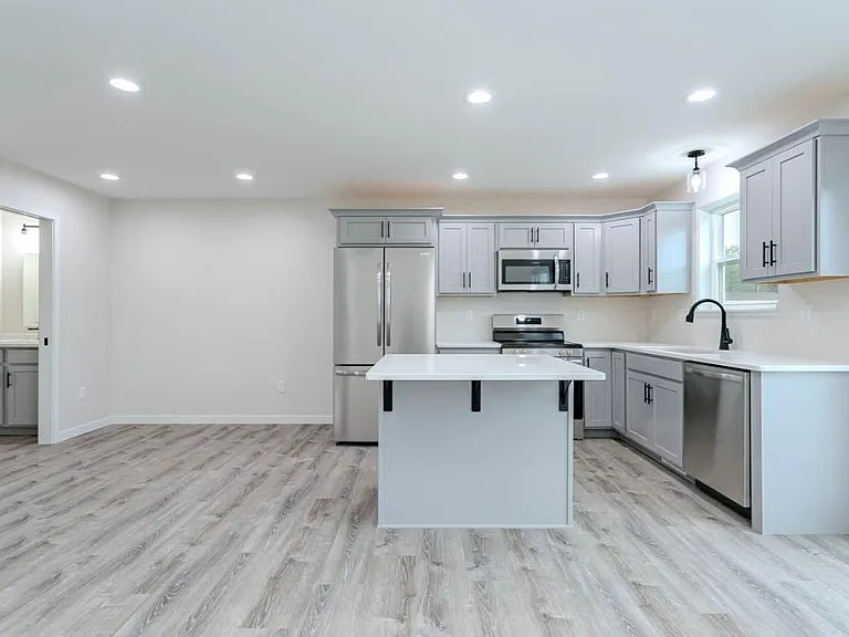 3504 Green Pastures Ln — Photo 11