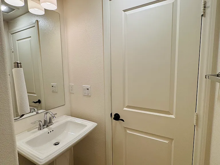 3250 E Yountville Dr #9 — Photo 10