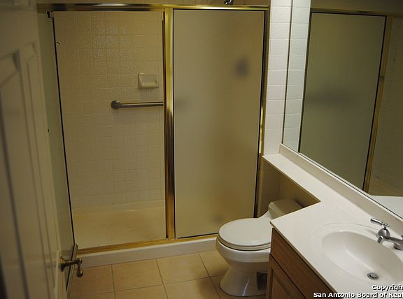 5th image of 1 Towers Park Ln APT 1910