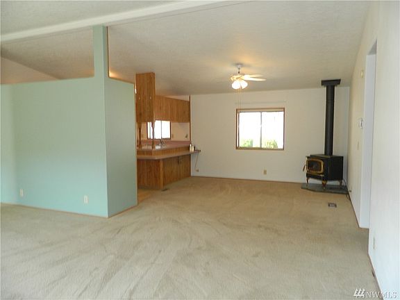 5th image of 2006 SE Richmond Ln