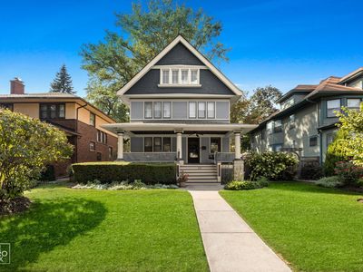 229 S Ridgeland Ave, Oak Park, IL, 60302