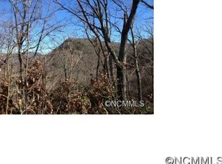 5 Hickory Nut Cove Rd, Fairview, NC 28730