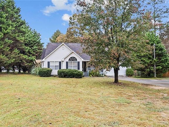 3rd image of 1799 Wayside Rd