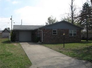 1801 Stone St, Springdale, AR 72762
