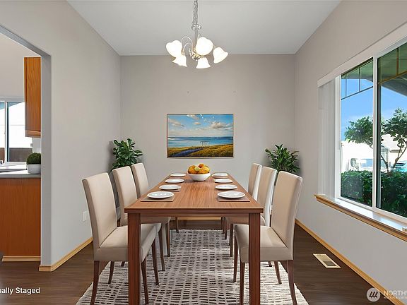 2nd image of 18414 39th Avenue E