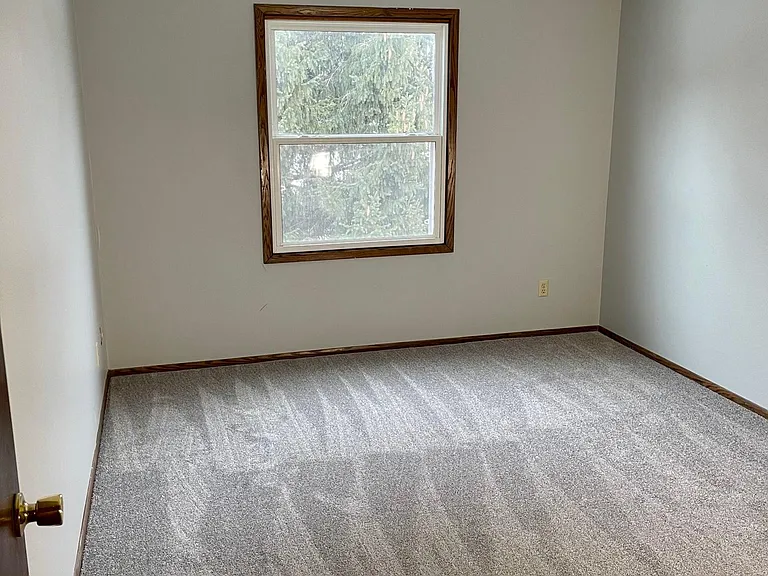 W150S7046 Cornell Cir — Photo 14
