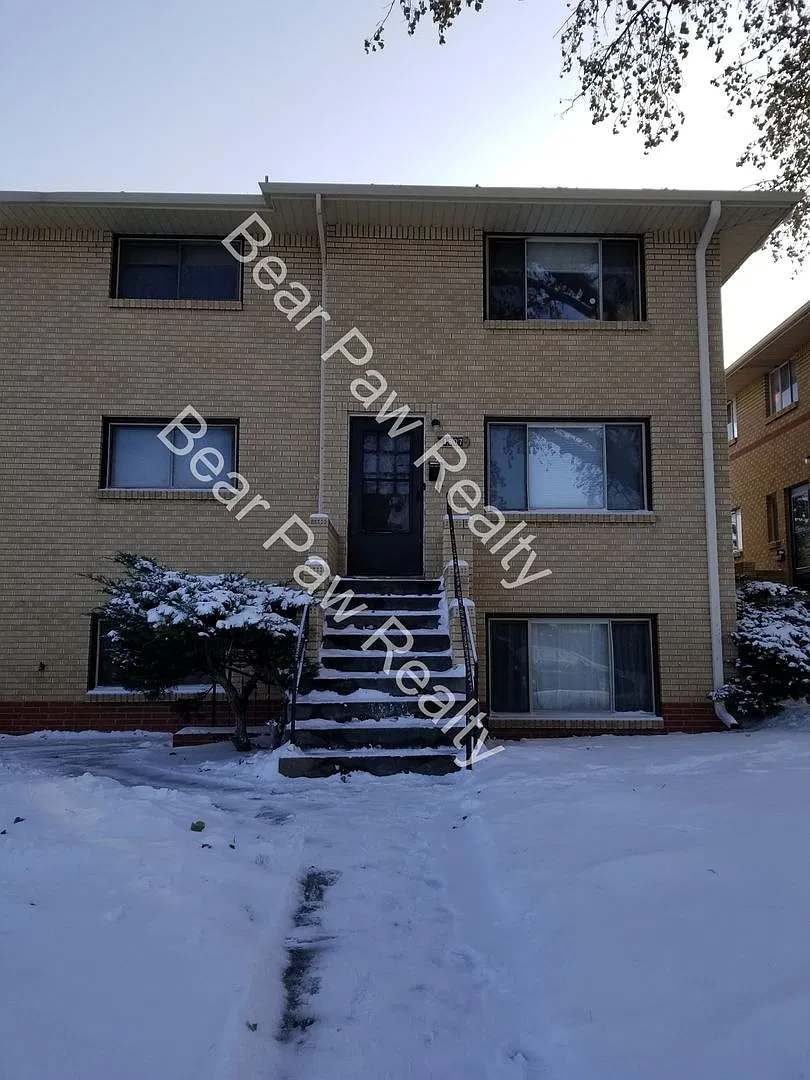1807 Fremont Ave — Photo 1