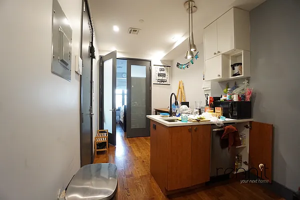 Rented by Rennit Inc. | media 28