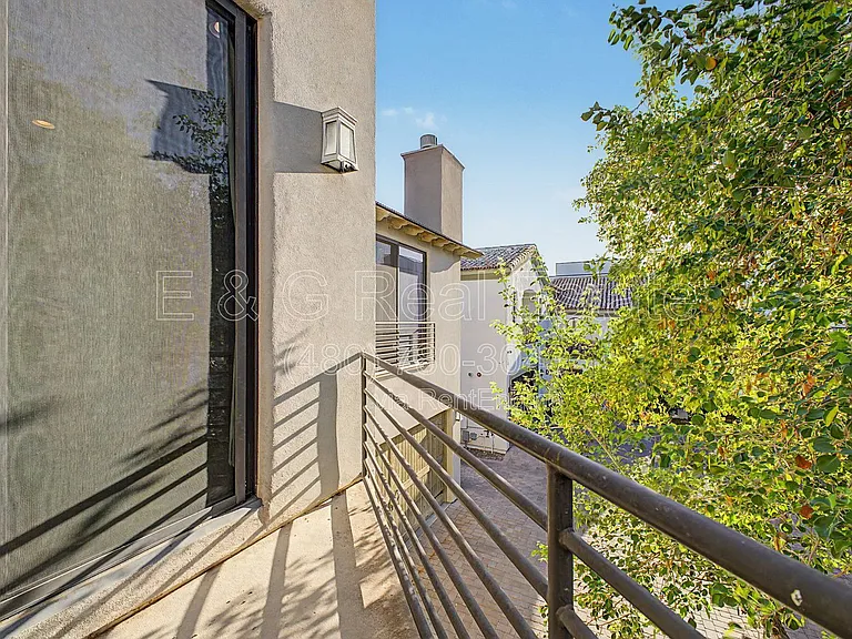 304 S Wilson St — Photo 46