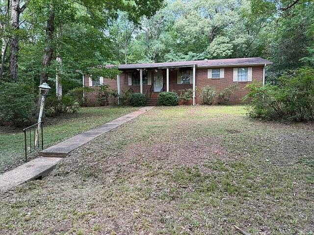 1st image of 102 Dogwood Ln