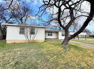 1302 S 23rd St, Copperas Cove, TX 76522