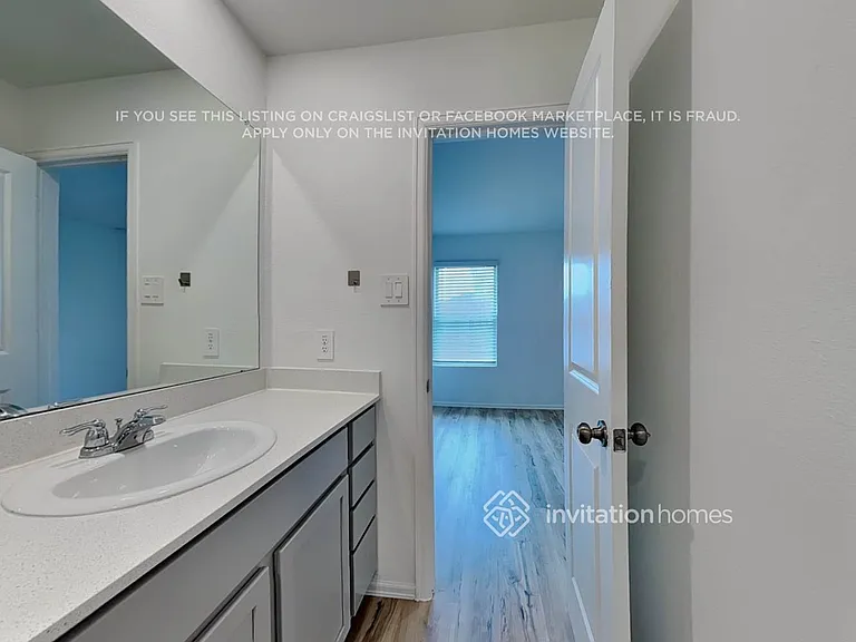18714 Mercer Falls Dr — Photo 9