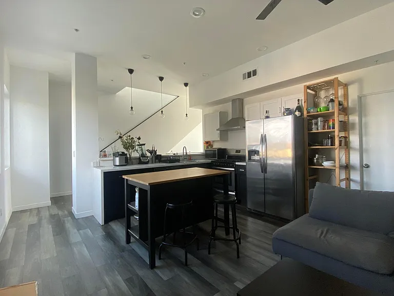 1563 Tremont St #1/4 — Photo 4