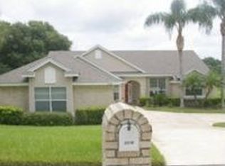 2078 Sawgrass Dr, Apopka, FL 32712
