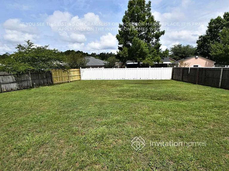 9785 Oxford Station Dr — Photo 14