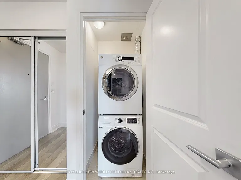 7165 Yonge St #1906 — Photo 24