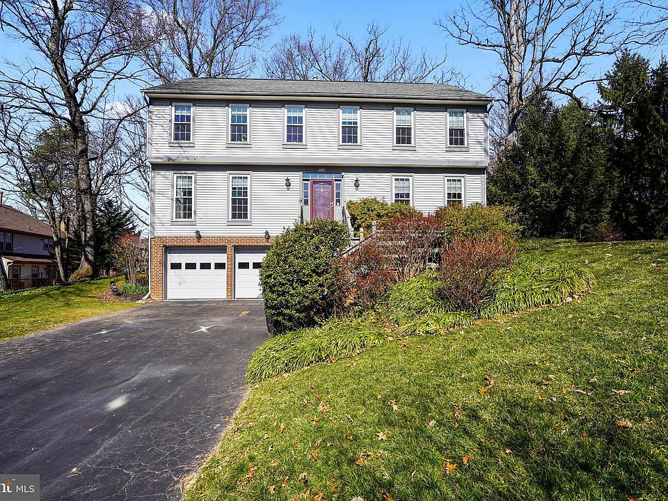 1st image of 4888 Oakcrest Dr