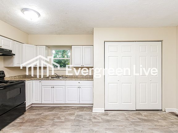 5th image of 4110 Downes Dr