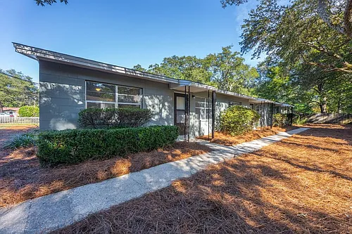 1013 Holton Ave #1 Photo 1