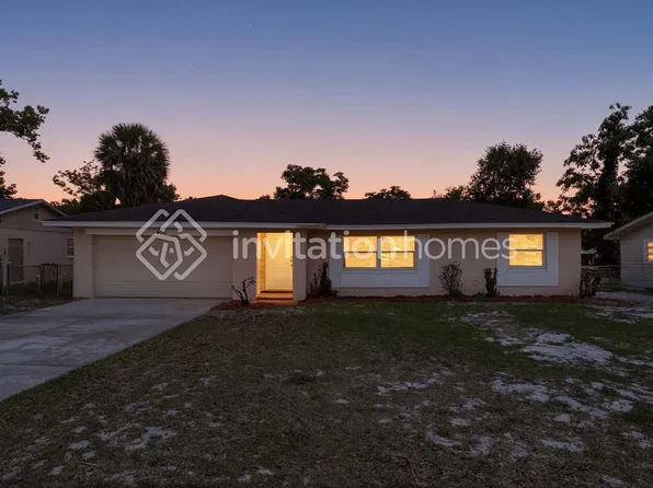 900 Vincent Dr, Mount Dora, FL 32757