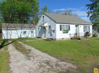 309 S 5th St, Clinton, MO 64735