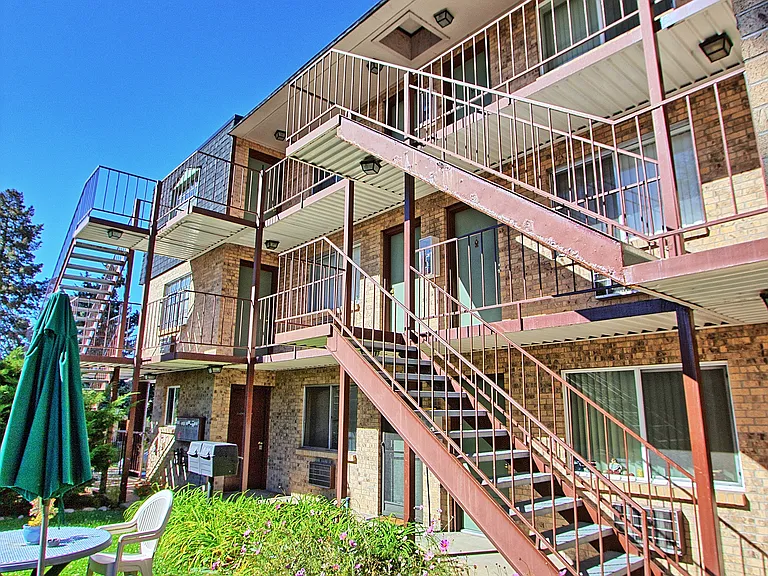 3310 S Grant St — Photo 14