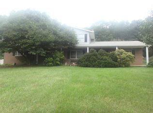 2515 Vance Dr, Mount Airy, MD 21771