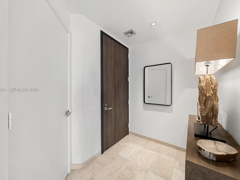 88 SW 7th St #1401 — Photo 21