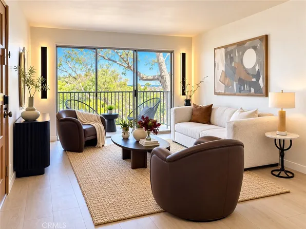 2330 Hosp Way Unit 304, Carlsbad, CA 92008