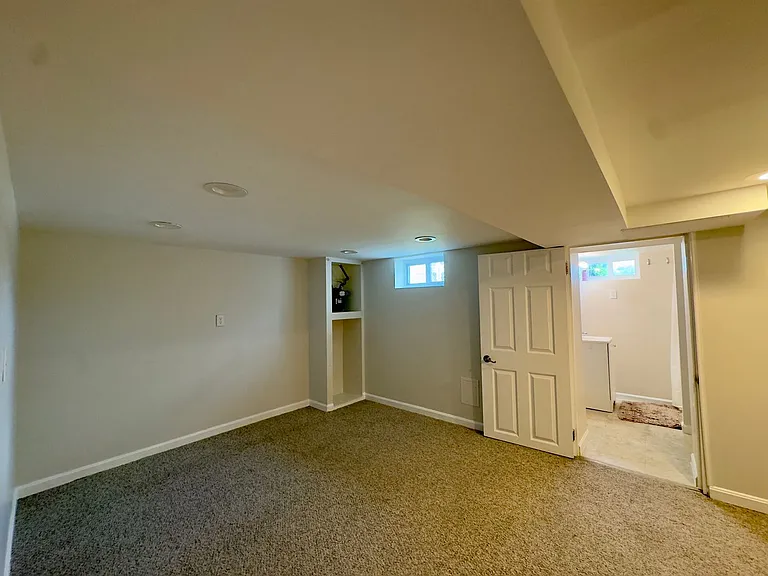 4 Warren Rd — Photo 18