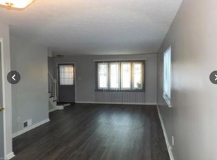 4670 Country Ln #1, Cleveland, OH 44128