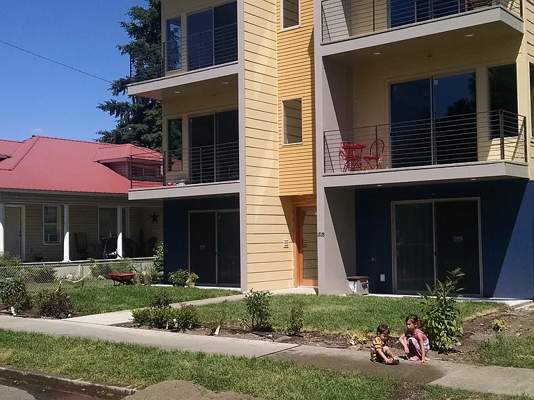 1828 W College Ave #1 — Photo 16