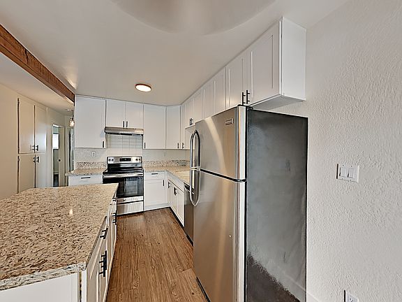 5th image of 4184 32nd St APT 7