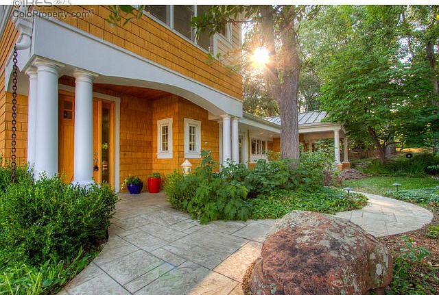 Tranquil, Private location