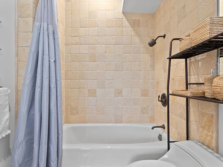 5939 Kalanianaole Hwy — Photo 45