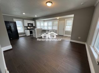 1035 20th Ave SE, Minneapolis, MN 55414
